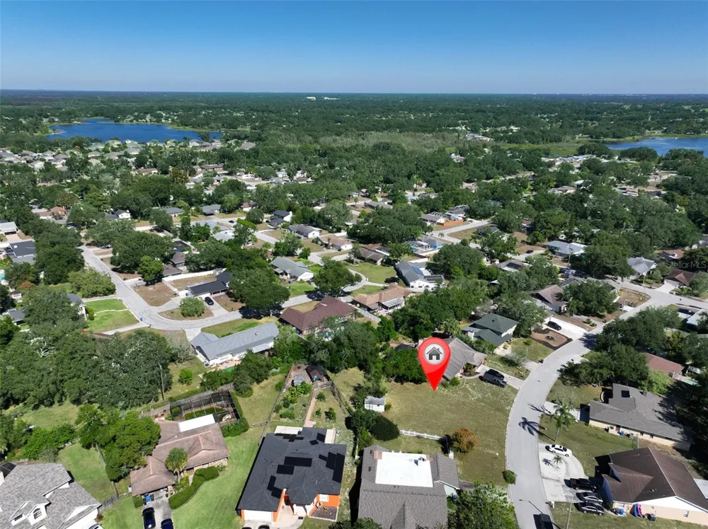 1114 CLASSIC DRIVE Valrico, FL 33594