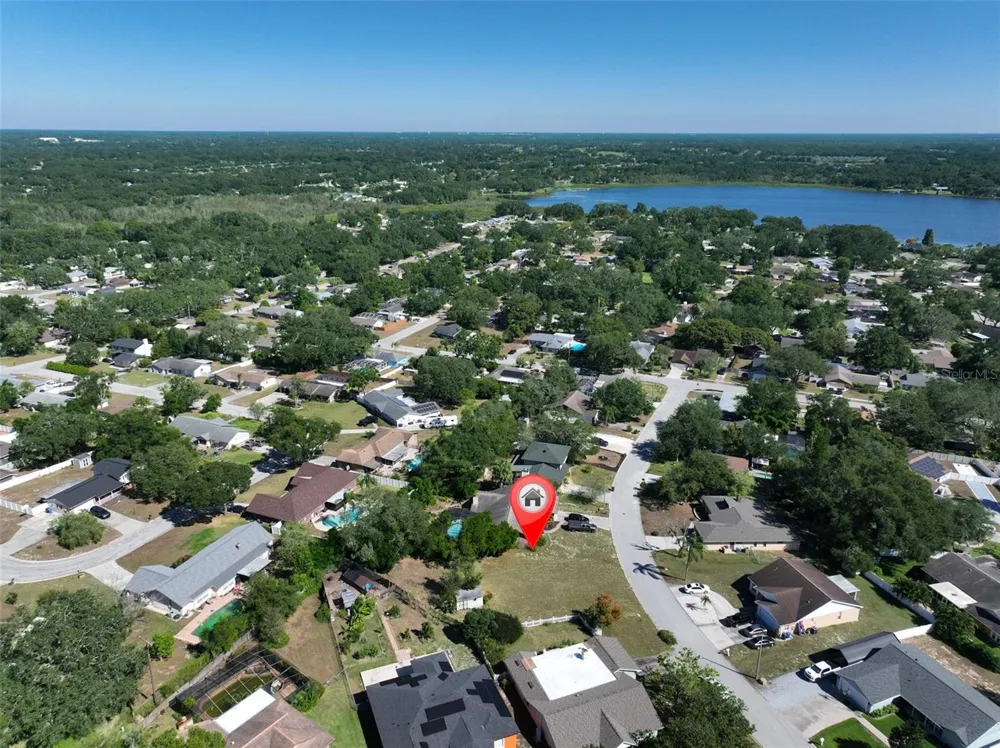 1114 CLASSIC DRIVE Valrico, FL 33594