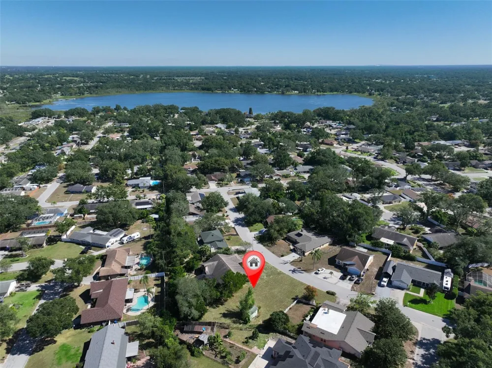 1114 CLASSIC DRIVE Valrico, FL 33594