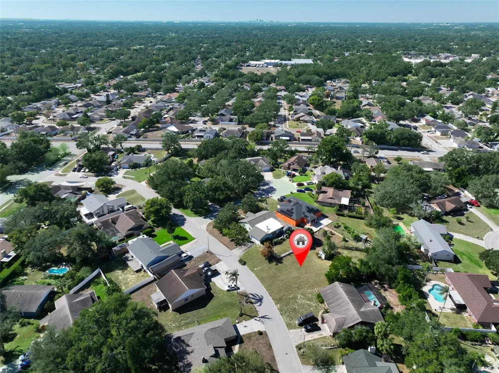 1114 CLASSIC DRIVE Valrico, FL 33594