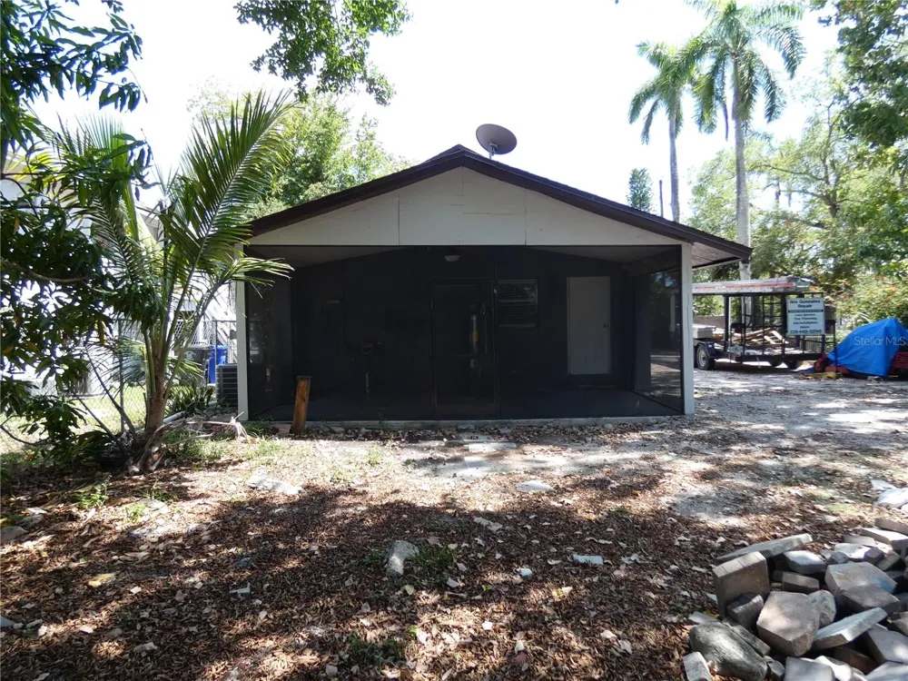 3817 PEARL STREET Fort Myers, FL 33916