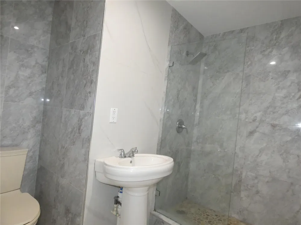 3817 PEARL STREET Fort Myers, FL 33916