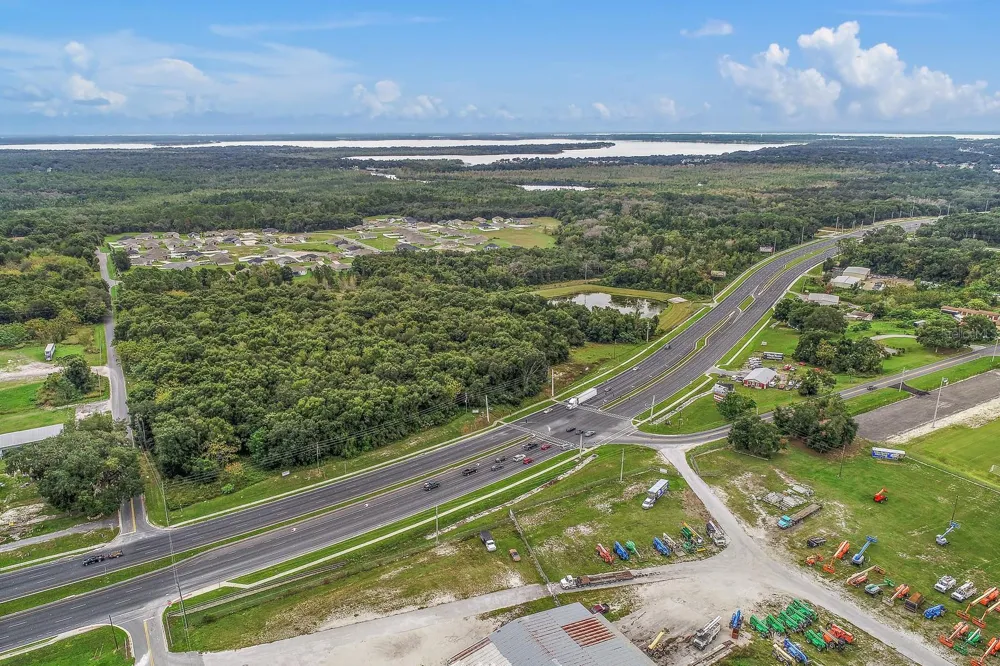 2631 US-441 Fruitland Park, FL 34731