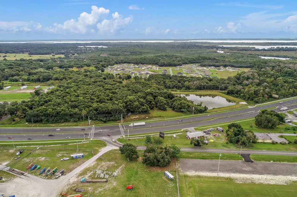 2631 US-441 Fruitland Park, FL 34731