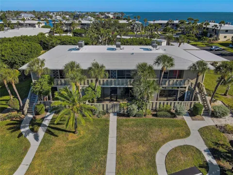 6400 FLOTILLA DRIVE #15