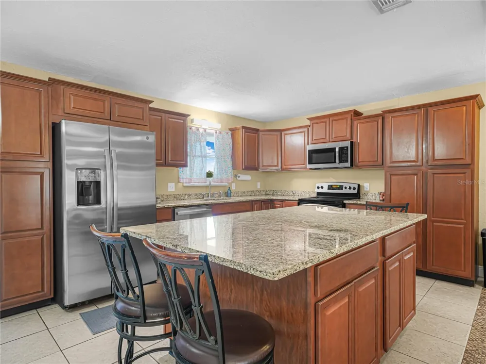 3963 MAMMOTH GROVE ROAD Lake Wales, FL 33898