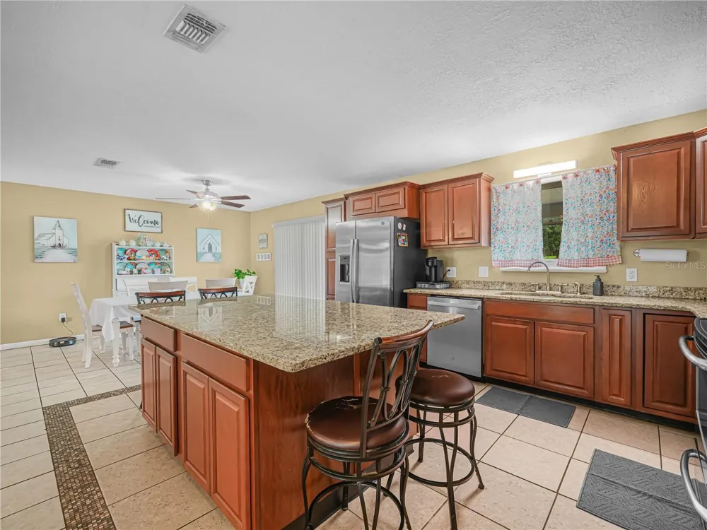 3963 MAMMOTH GROVE ROAD Lake Wales, FL 33898
