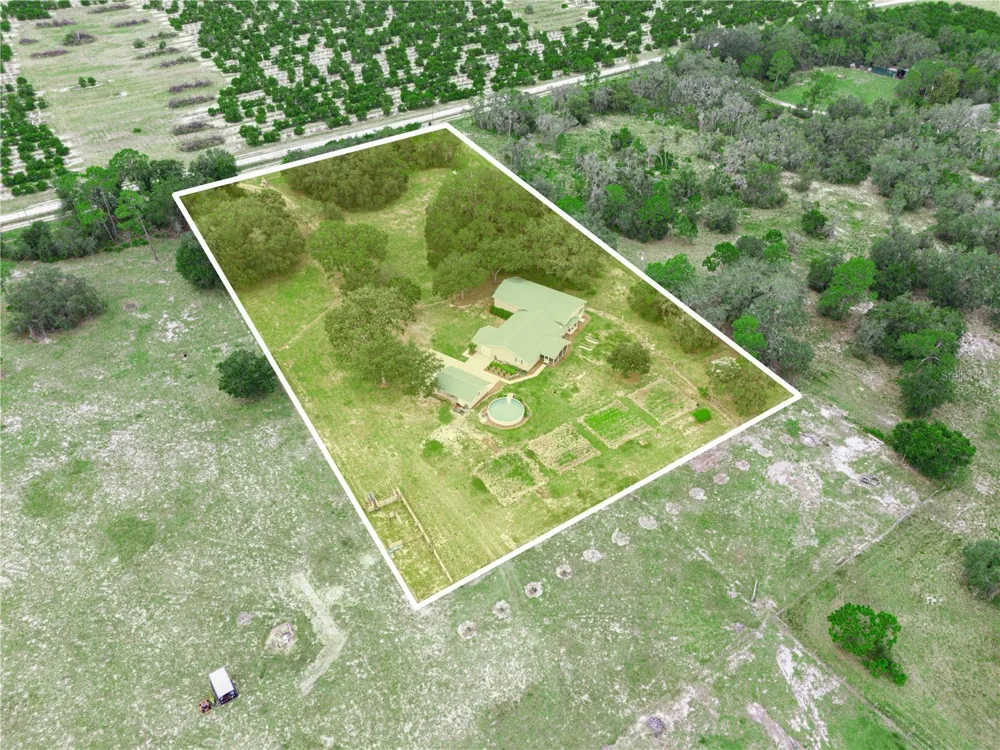 3963 MAMMOTH GROVE ROAD Lake Wales, FL 33898
