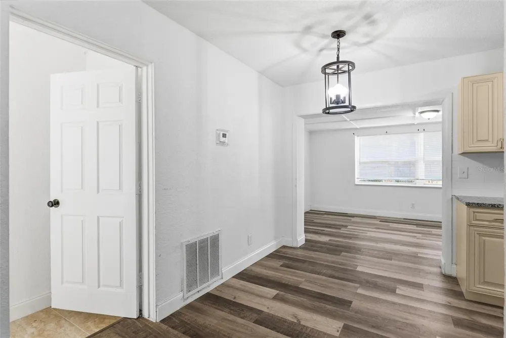 1598 3RD STREET Daytona Beach, FL 32117