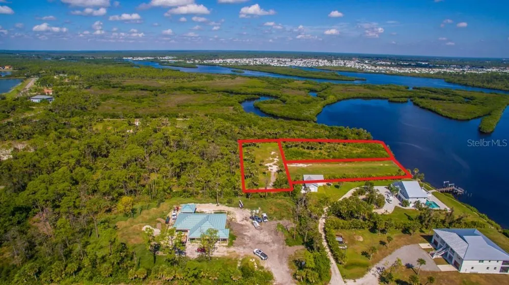 DEER COURT Venice, FL 34293