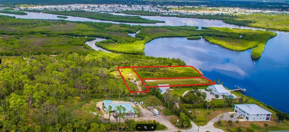 DEER COURT Venice, FL 34293