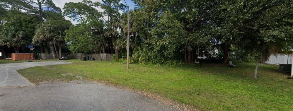 1826 BEACHWOOD DRIVE North Fort Myers, FL 33903