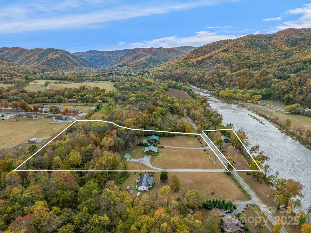 1640, 1641, 1642 River Road Hot Springs, NC 28743