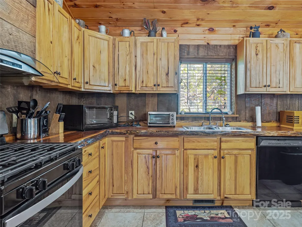 1640, 1641, 1642 River Road Hot Springs, NC 28743