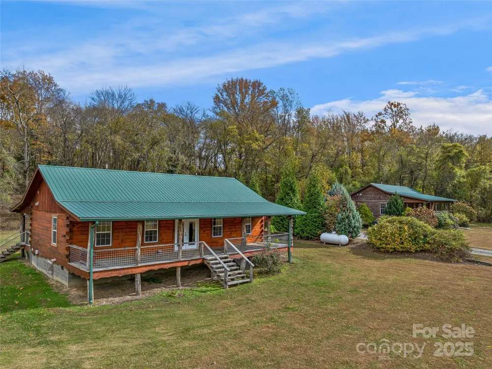 1640, 1641, 1642 River Road Hot Springs, NC 28743