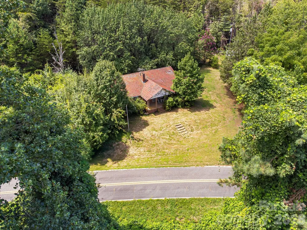 211 Luckadoo Road Bostic, NC 28018