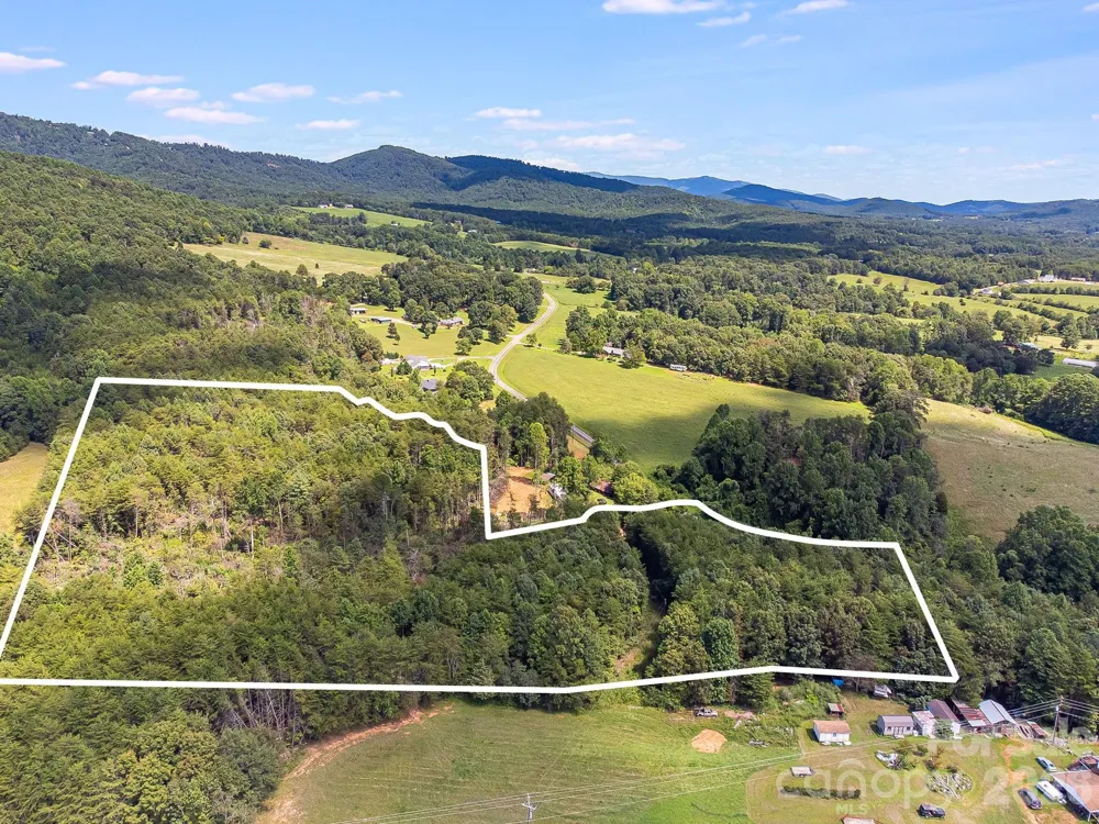 211 Luckadoo Road Bostic, NC 28018
