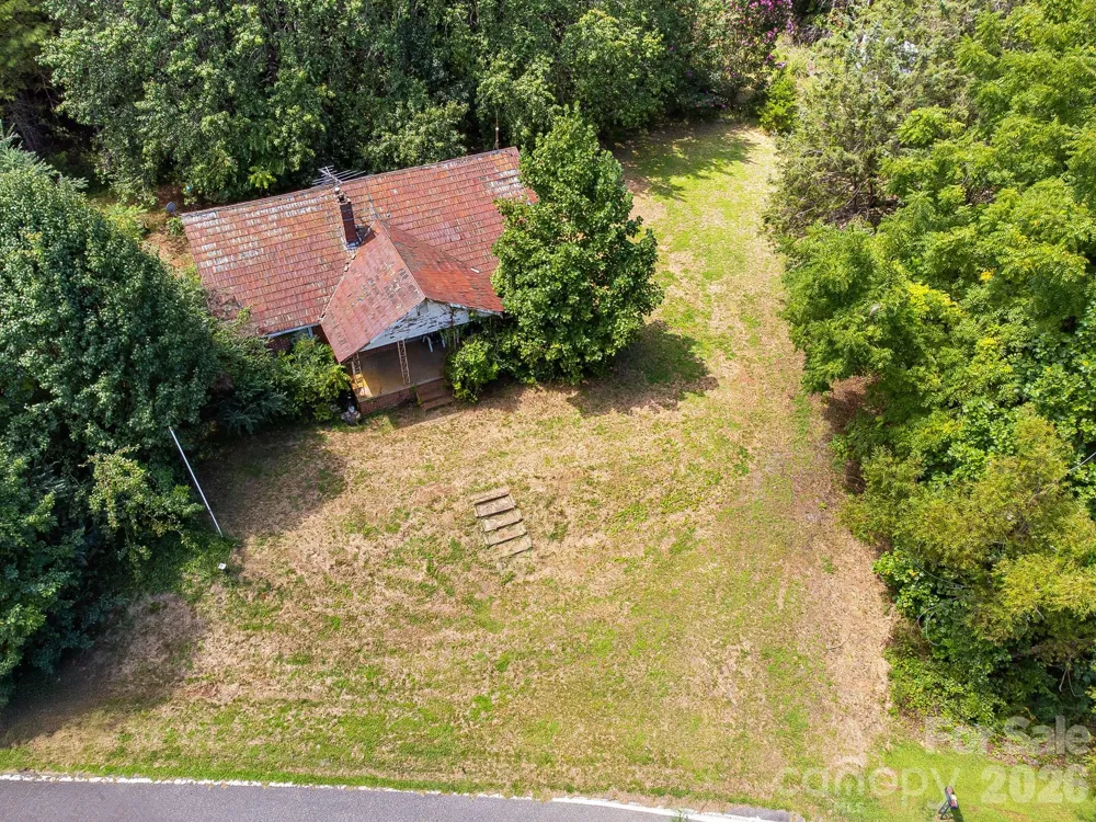 211 Luckadoo Road Bostic, NC 28018