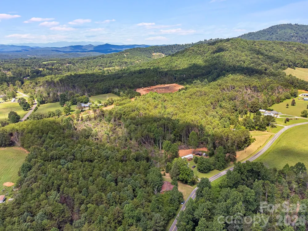 211 Luckadoo Road Bostic, NC 28018