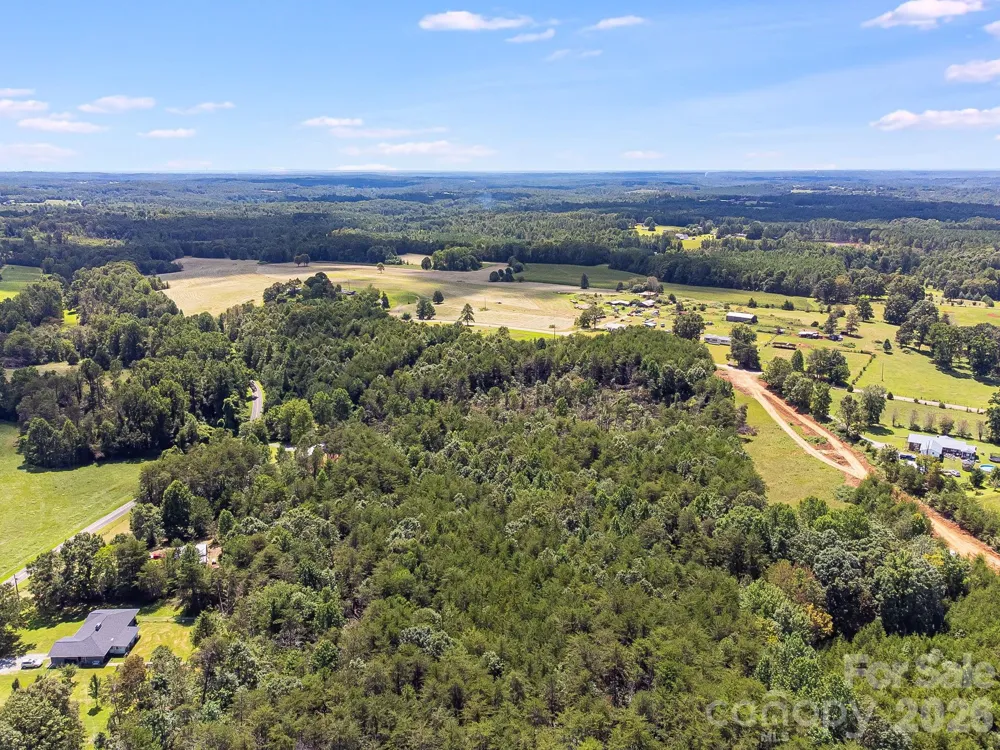 211 Luckadoo Road Bostic, NC 28018