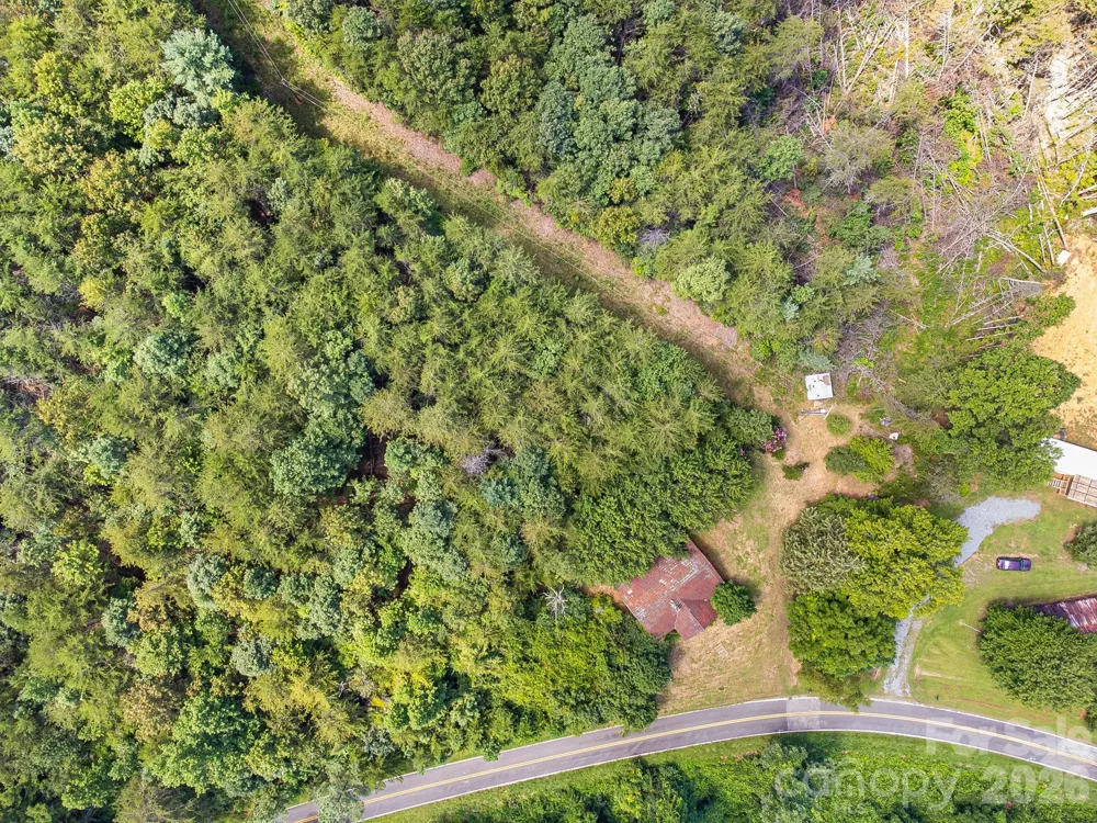 211 Luckadoo Road Bostic, NC 28018