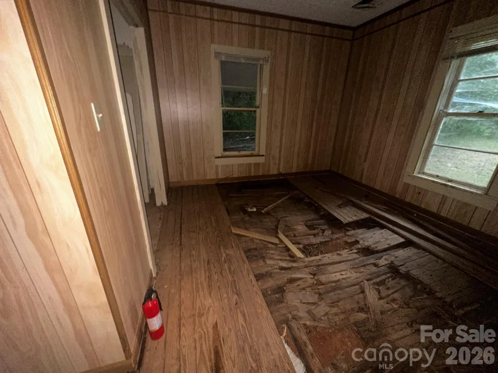 211 Luckadoo Road Bostic, NC 28018
