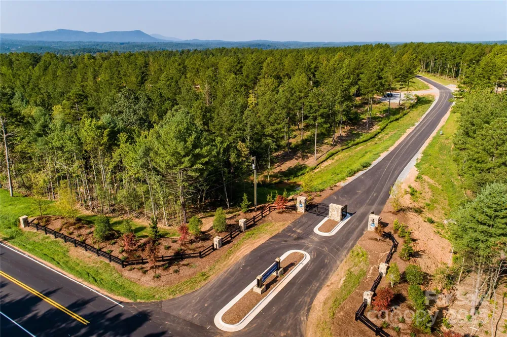 1656 Coveside Drive #148 Granite Falls, NC 28630