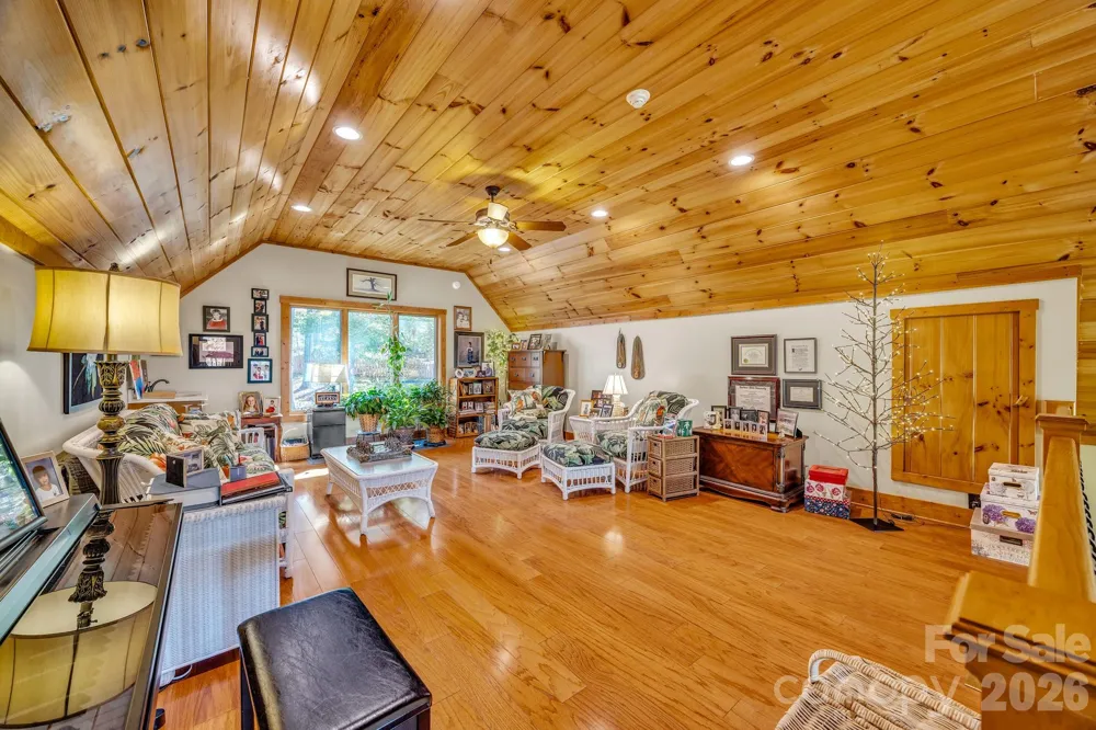 2650 Carson Woods Road Laurel Springs, NC 28644