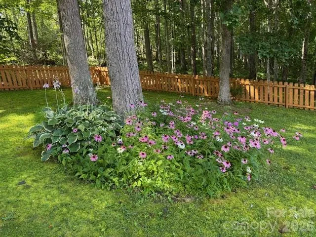 2650 Carson Woods Road Laurel Springs, NC 28644
