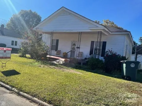 46 Oak Street