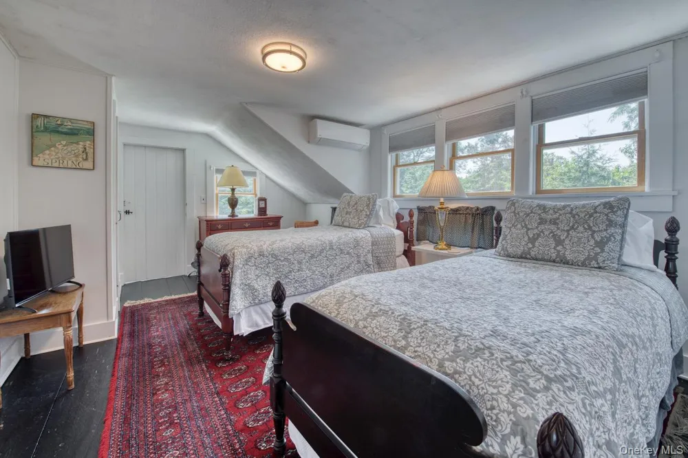 7635 Main Bayview Road Southold, NY 11971