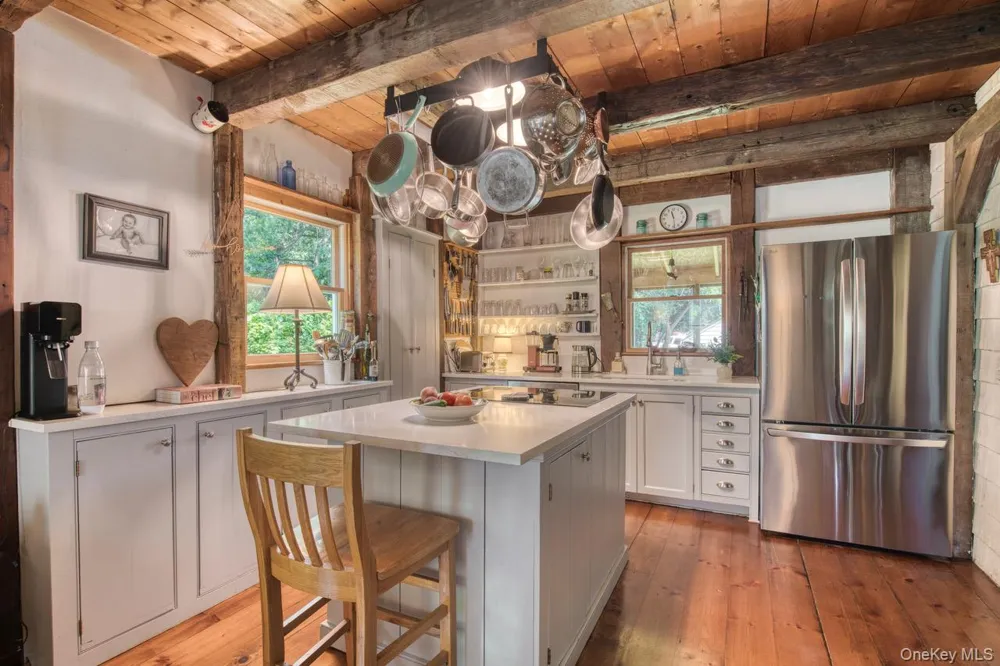 7635 Main Bayview Road Southold, NY 11971