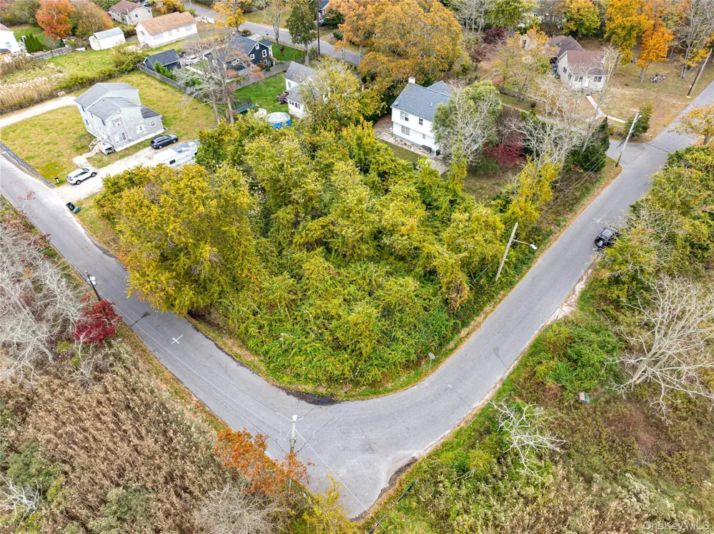 W Riviera Road Mastic Beach, NY 11951