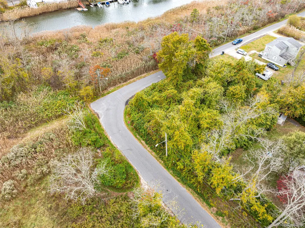 W Riviera Road Mastic Beach, NY 11951