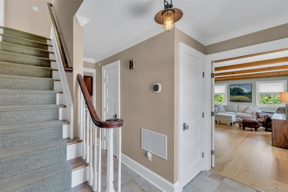 345 Colonial Road Southold, NY 11971