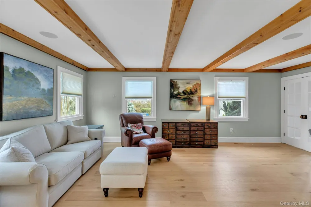 345 Colonial Road Southold, NY 11971