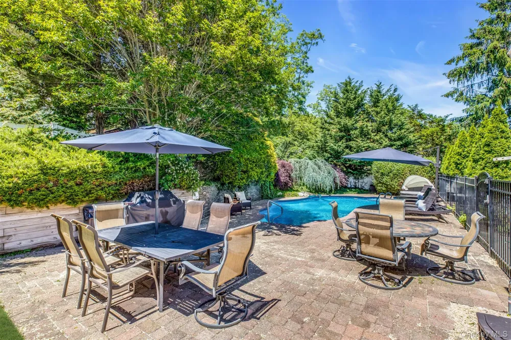 345 Colonial Road Southold, NY 11971