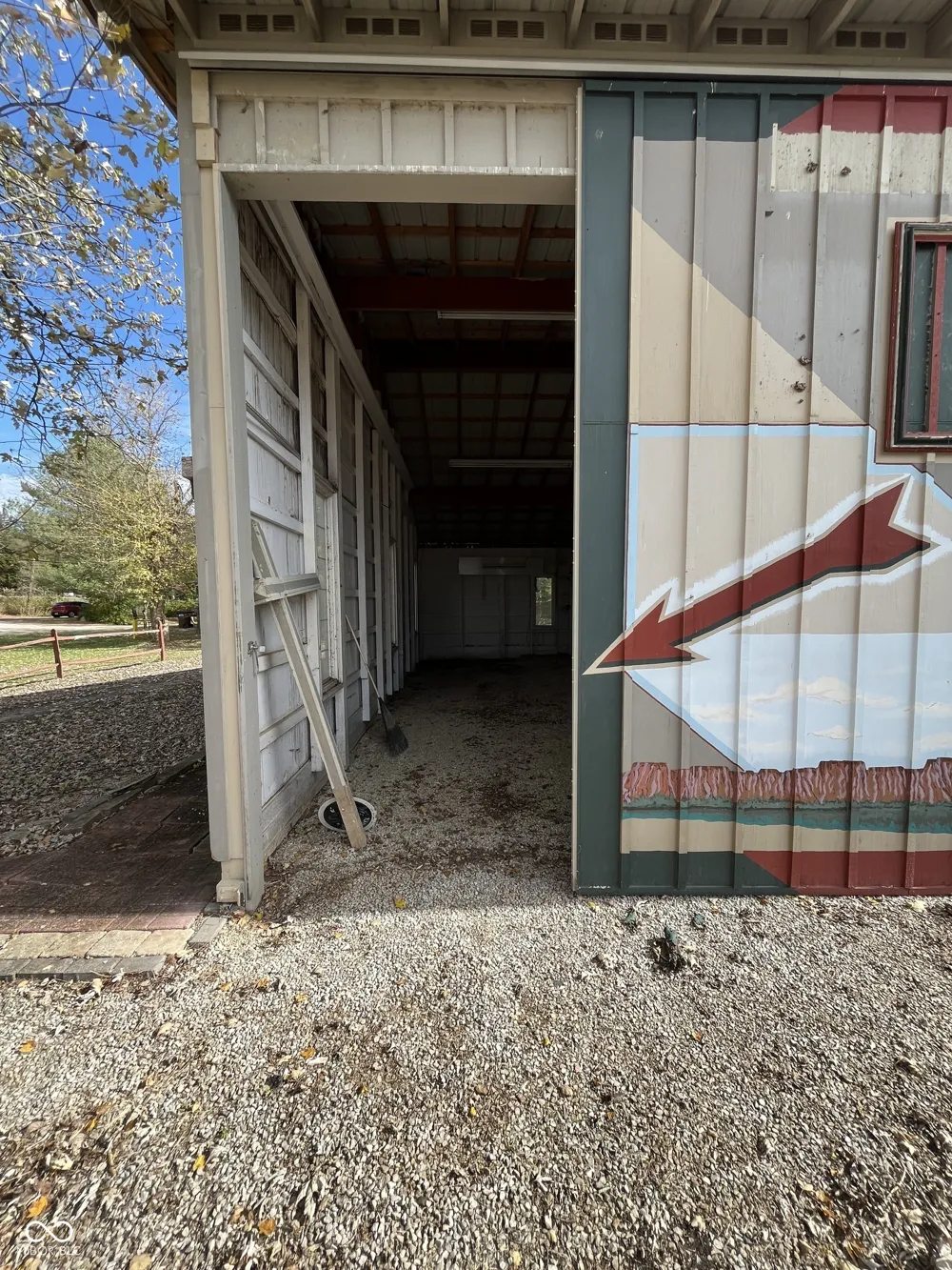 4007 E State Road 46 Nashville, IN 47448
