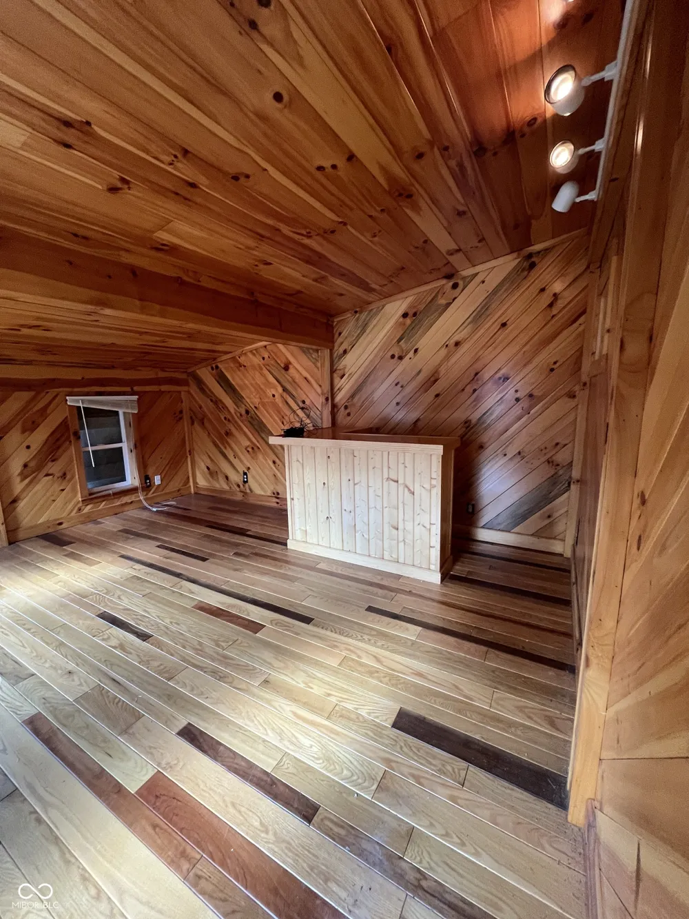 4007 E State Road 46 Nashville, IN 47448