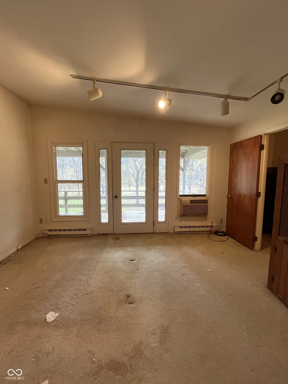 4007 E State Road 46 Nashville, IN 47448