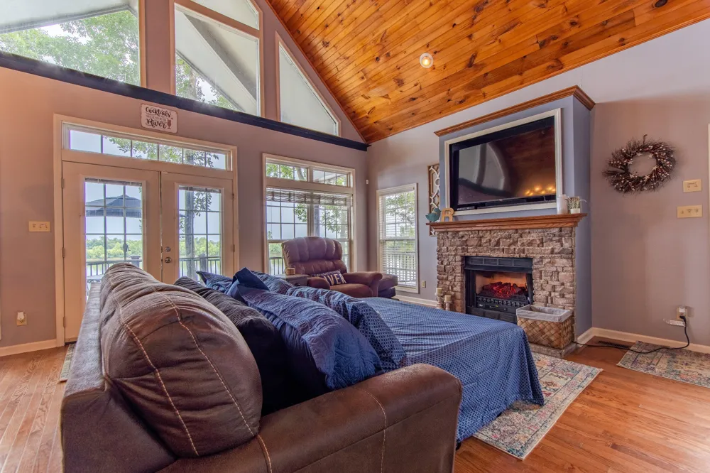 890 Vista River Ln Morris Chapel, TN 38361