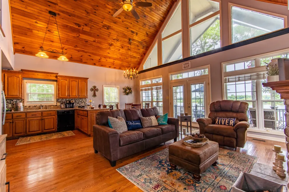 890 Vista River Ln Morris Chapel, TN 38361