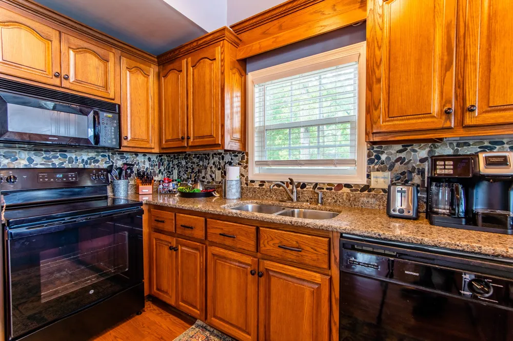 890 Vista River Ln Morris Chapel, TN 38361