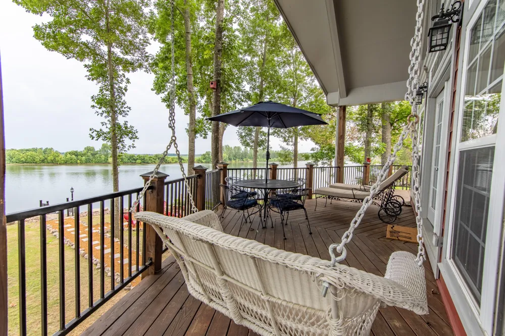 890 Vista River Ln Morris Chapel, TN 38361