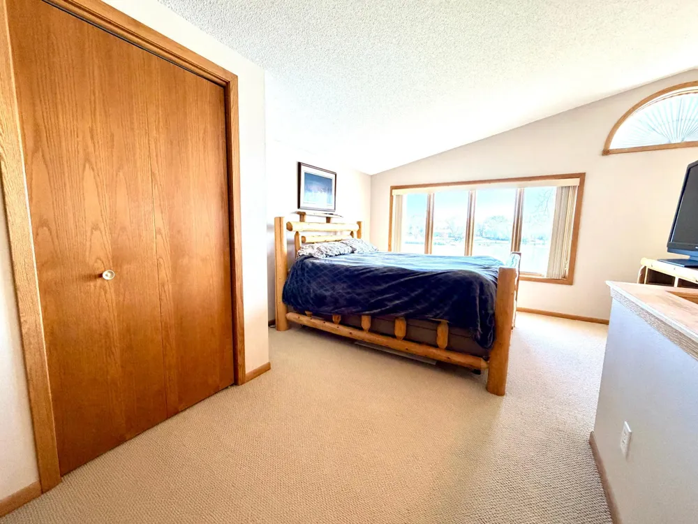 6 Edgewater Road Slayton, MN 56172