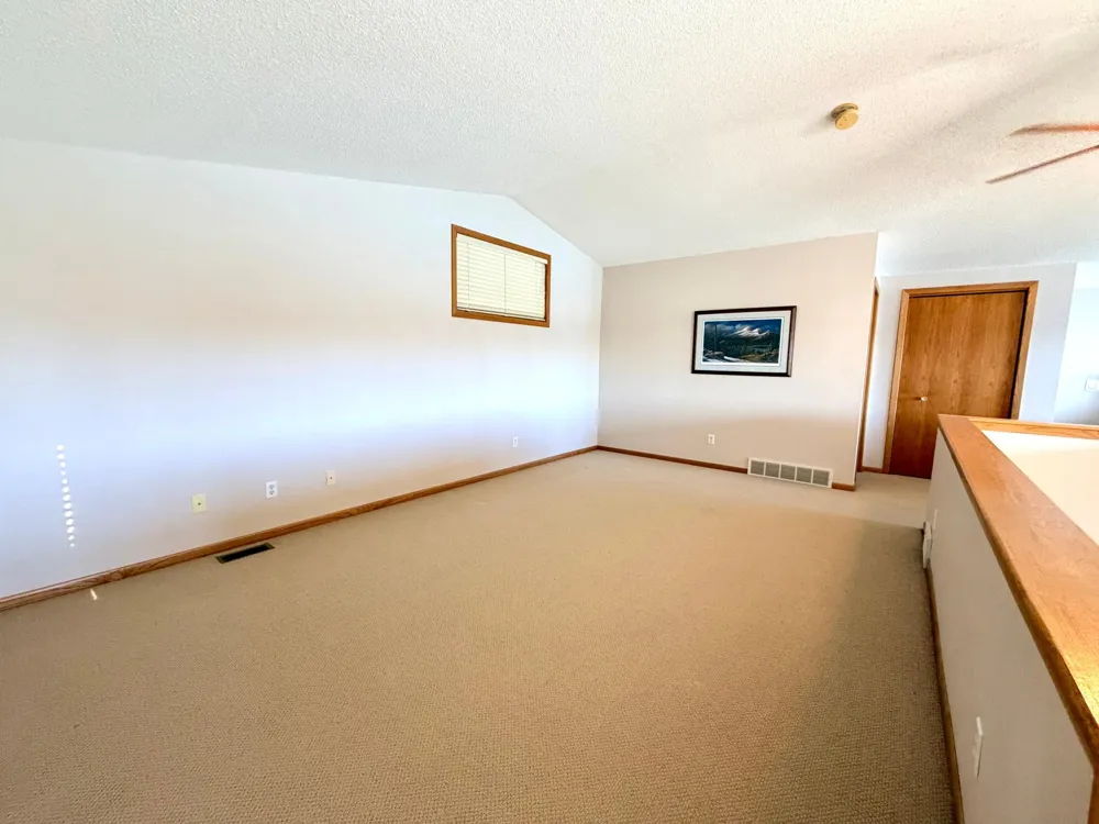 6 Edgewater Road Slayton, MN 56172
