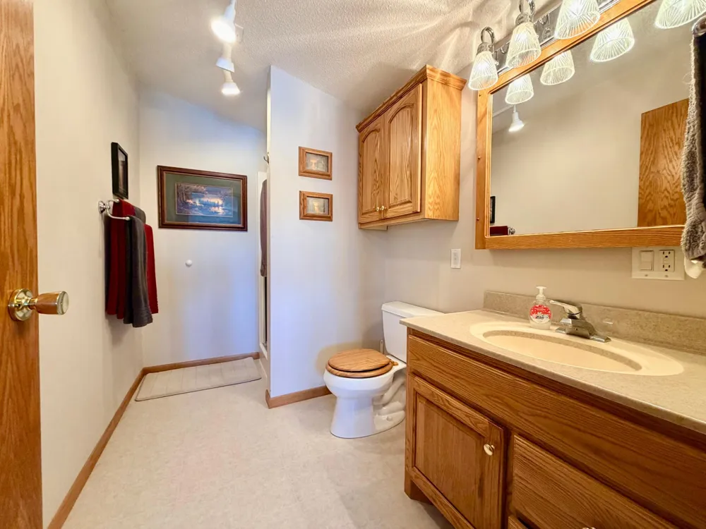 6 Edgewater Road Slayton, MN 56172