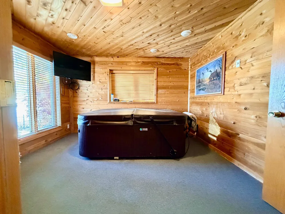 6 Edgewater Road Slayton, MN 56172