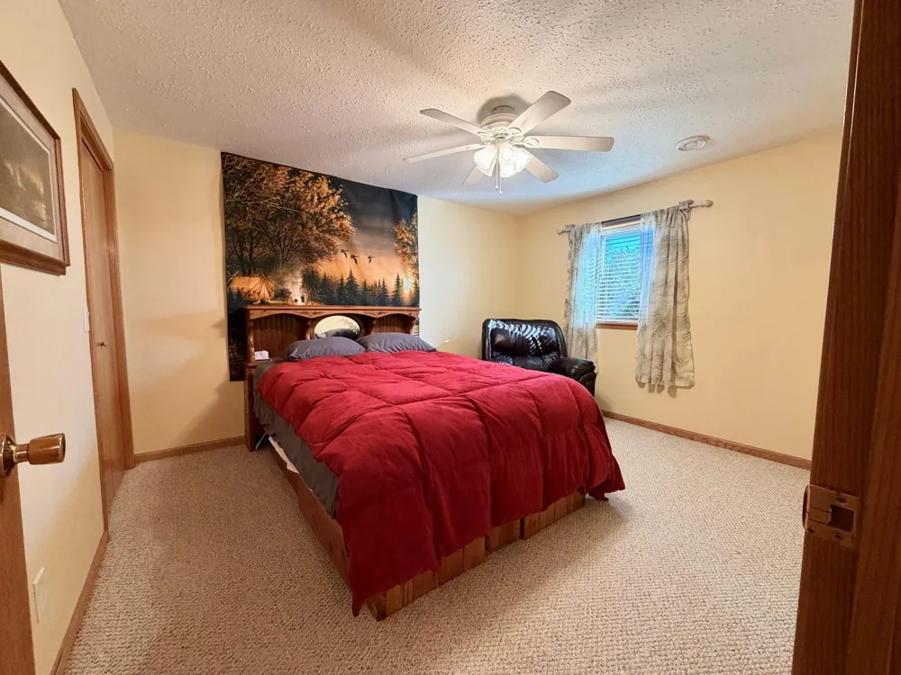 6 Edgewater Road Slayton, MN 56172