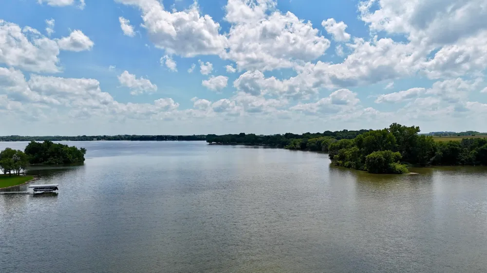 6 Edgewater Road Slayton, MN 56172